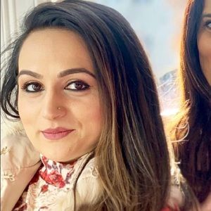 Meet your Posher, Rabiya